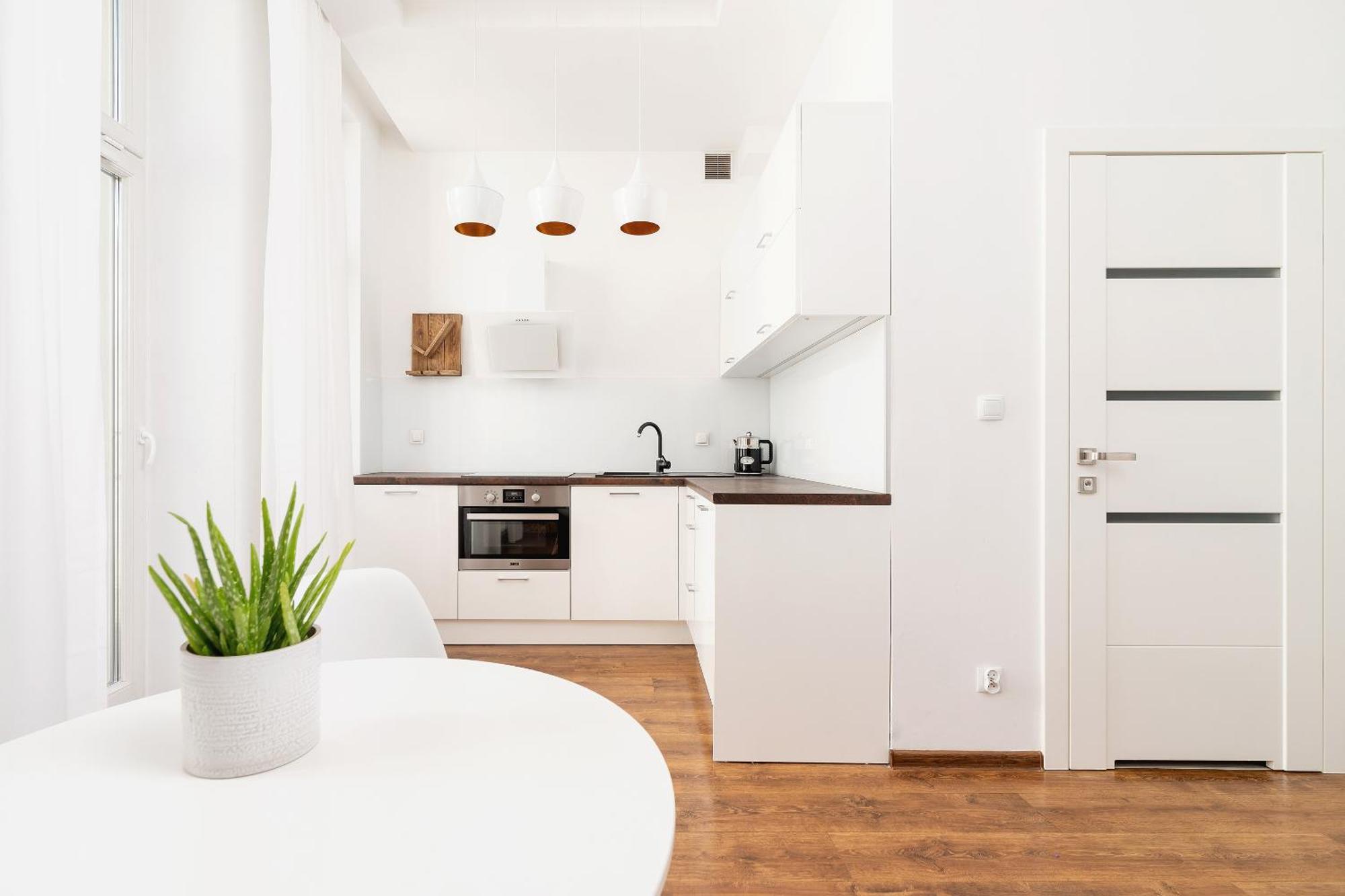 Apartment With Balcony - Rakowicka 6 Street