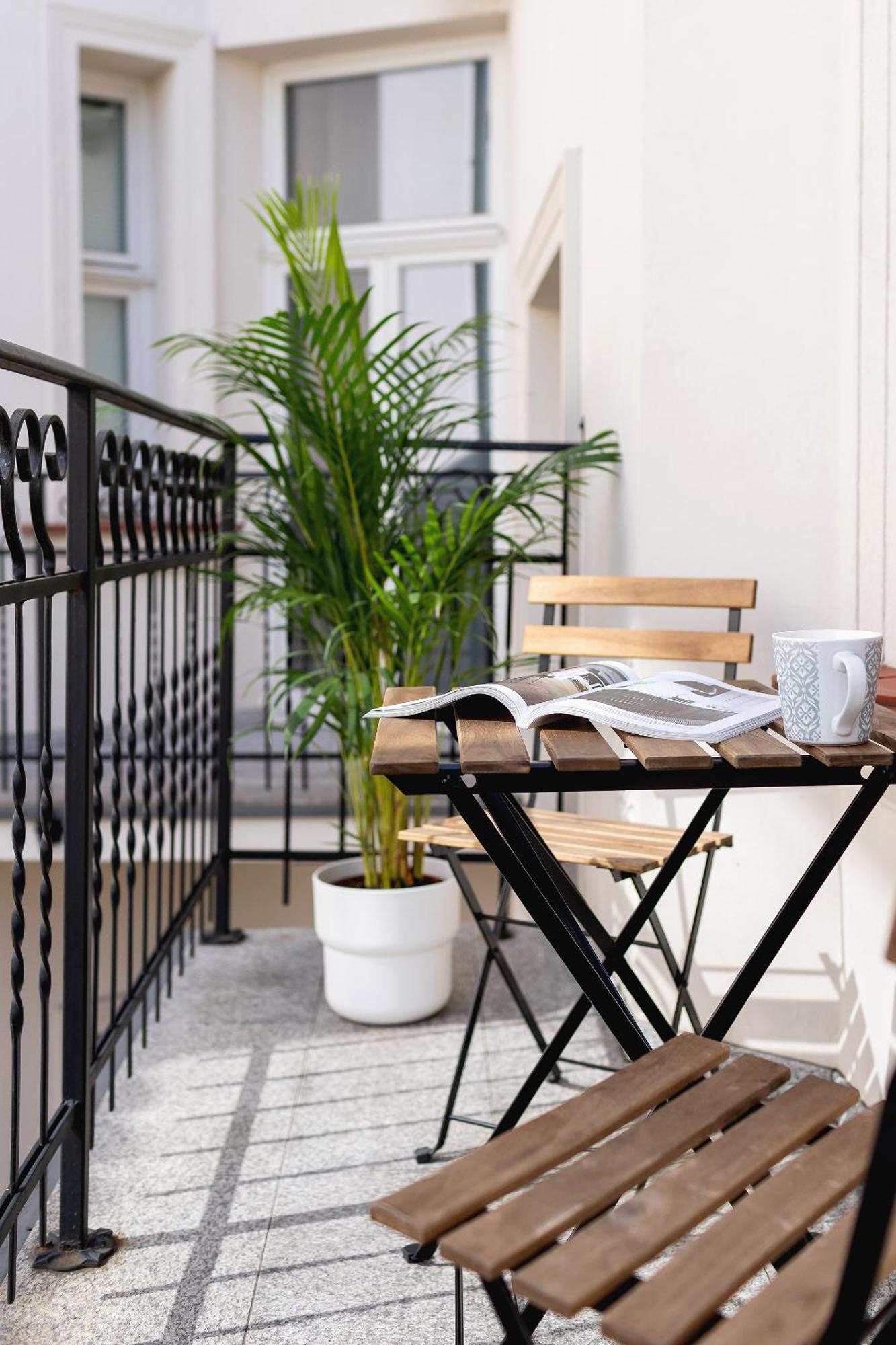 Apartment With Balcony - Rakowicka 6 Street