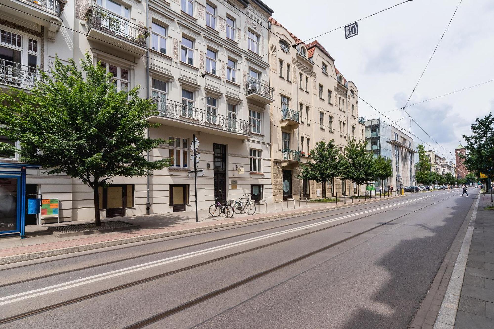 Apartment With Balcony - Rakowicka 6 Street